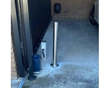 Bollard 90mm Surface Mounted - Stainless Steel 304