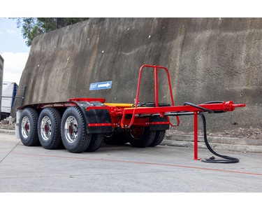AZMEB - Tri-Axle Road Train Dolly Trailer