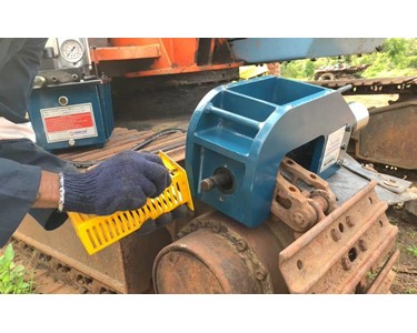 HEMS -  Pin Pusher for Small Tracks: HEPP 30T & 50T