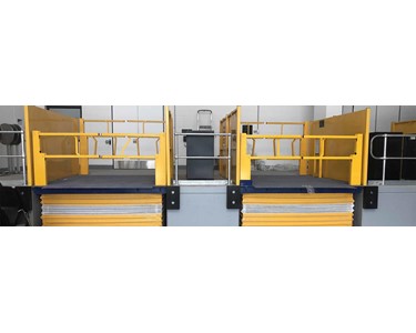 SAFETECH - Dock Scissor Hoists