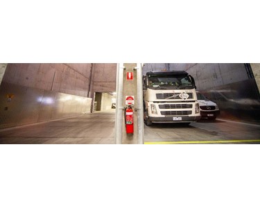 SAFETECH - Heavy Commercial Vehicle Lifts
