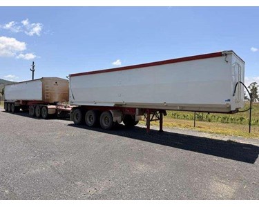 Used Grain Tipper | 2010