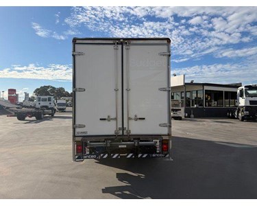 Isuzu - Used Pantech Truck | 2020 NPR 45/55-155 