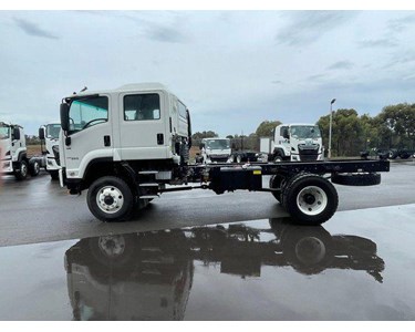 Isuzu - Cab Chassis Truck | F Series FTS139-260