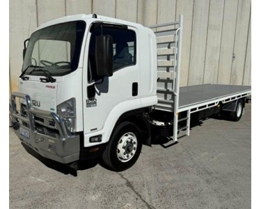 Isuzu - Used Tray Truck | 2015 FSR 850 Premium Auto 
