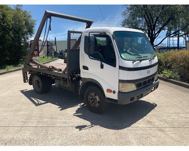 Hino - Used Skip Loader | 2005 Dutro Misc