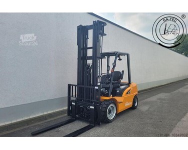 Lithium Forklift 3,500 kg | CPD35-XEY2-SI