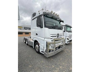 Mercedes-Benz - Used Prime Mover 2019