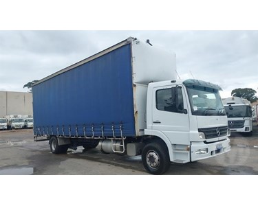 Mercedes-Benz - Used Curtainside Truck | 2004 Atego 