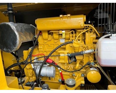 Caterpillar - Tracked Excavators 54.8hp | 307.5