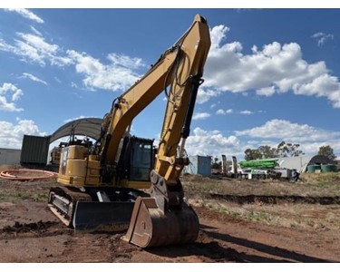 Caterpillar - Used Excavator | 335F LCR