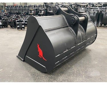 Roo Attachments - Ditch Cleaning Buckets Attachments | 20T MUD BUCKET 1800 