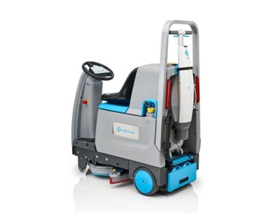 i-team - Ride On Scrubber | i-drive