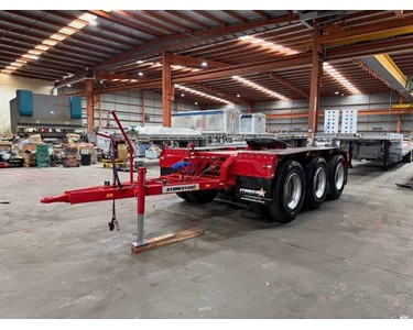 Stonestar - Tri-Axle Dolly Trailer