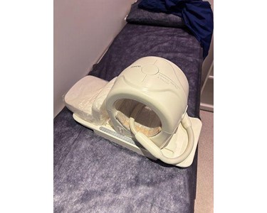 Siemens - Essenza 1.5T [MRI Scanner] [EX4316]