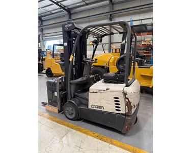 Crown - Used 1.8T Electric Forklift – SC5215-30