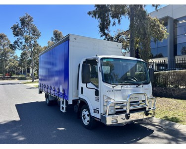 Isuzu - NPR 400 Used Curtainsider Truck