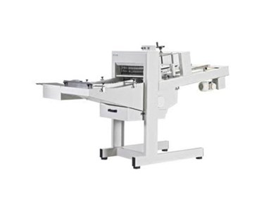 Moffat 208 Semi-Automatic Bread Slicer