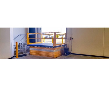 SAFETECH - Dock Scissor Hoists