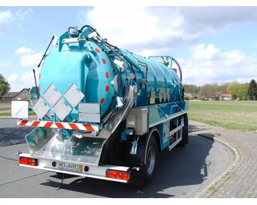 Industrial Liquid Handling Trailer