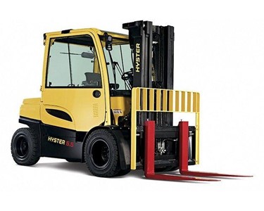 Hyster - 4 Wheel Electric Forklifts 4000-5000 kg| J4.0-5.0XN 