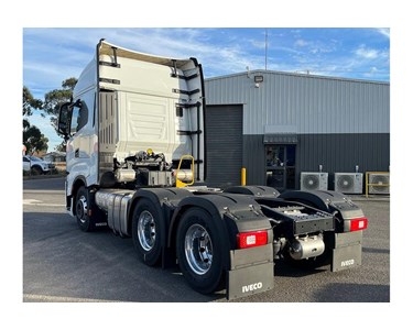 Iveco - S-Way AS700 Prime Mover 550HP 6x4