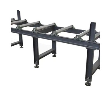 Gator - Semi-Automatic Double Mitre Bandsaw | GATOR GFSY Series