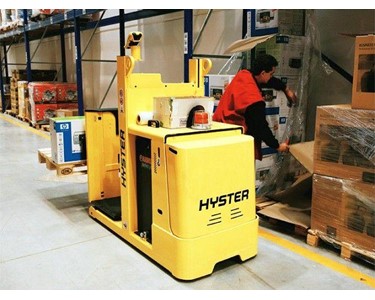 Hyster - Med Level Order Pickers | K1.0 Series