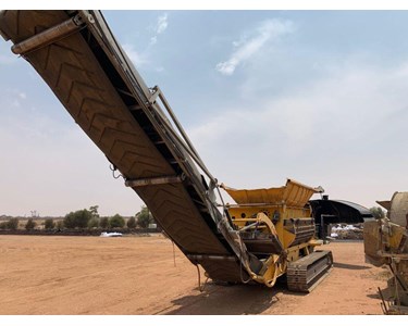 Tana - Used Tracked Waste Shredder 2015 Tana Shark 440DT