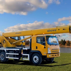 GROVE TMC120 | Truck-Mounted Cranes