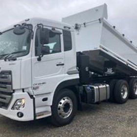 Quon CW26 460 Tipper Truck 2026