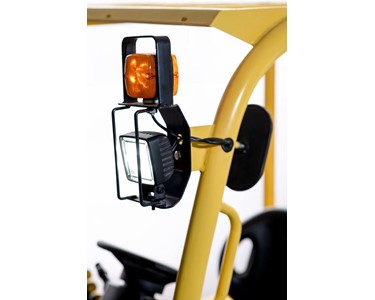 Hyster - Battery Electric Forklift 1600-2000kg | J1.6-2.0UTT 