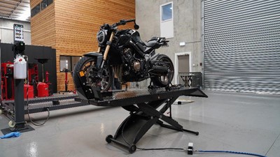 What You Need To Know About Motorcycle Hoists