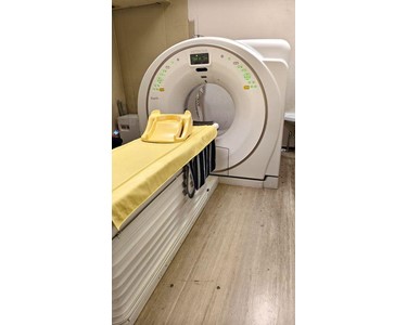 Hitachi - Supria 16 CT Scanner
