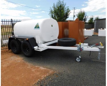 Durotank - 2,400L Poly Water Tank Trailer