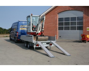 Variant Trailers - Tipper Trailer 3321 TB (13.6×7 ft)