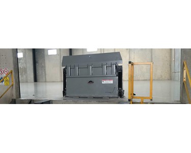 SAFETECH - LoadHog®Dock Bridge