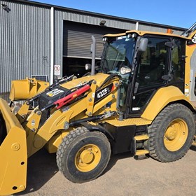 Used Backhoe Loader | 2018 432F2 Non Add Blue