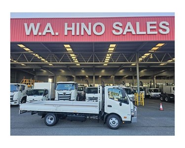 Hino - 300 Series 616 Tray Dropside Truck