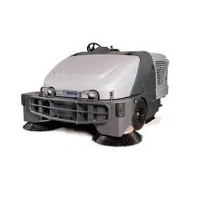 Ride On Sweeper | Advance SW8000 