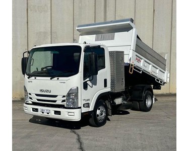 Isuzu - Used Tipper Truck NPR 45/55-155