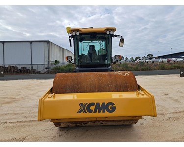 XCMG - 16T Vibratory Roller XS165