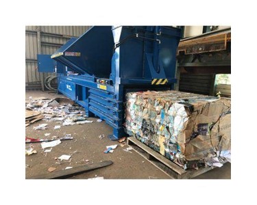 Waste Initiatives - Semi-Automatic Horizontal Baler | WastePac HX500-38T