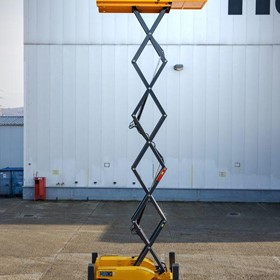 Scissor Lift | Compact 10 DX