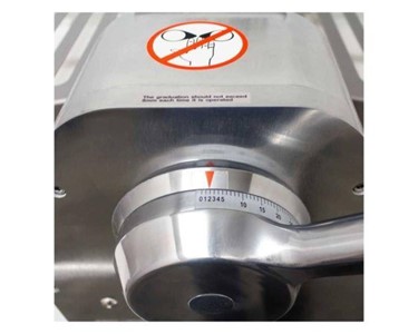 AG - Commercial Freestanding Dough Sheeter | JDR520