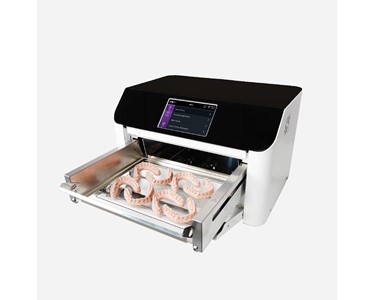 Ackuretta - Dental Laboratory Curing Unit | CURIE Plus - The Ultimate Biocompatible UV Curing Oven