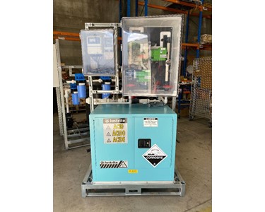 CleanaWater - pH Control Systems | CleanaWater