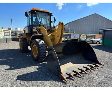 Caterpillar - Used Wheel Loaders 924K
