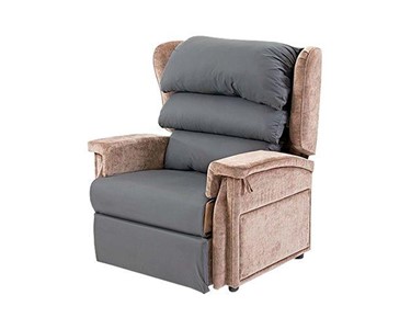 Bariatric Lift Chair | Configura Bariatric