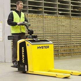 Ride On Pallet Truck 2,000kg | AP2.0MS 